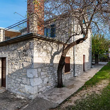 Feriehus Kuca Marija - Traditionelles Steinhaus Bei Zadar *