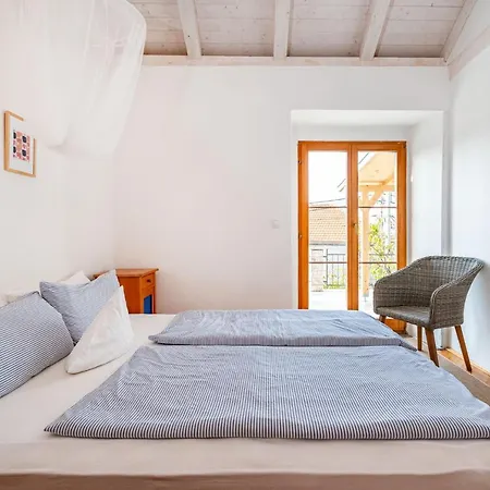 Nyaraló Kuca Marija - Traditionelles Steinhaus Bei Zadar