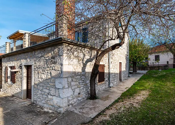 Feriehus Kuca Marija - Traditionelles Steinhaus Bei Zadar *