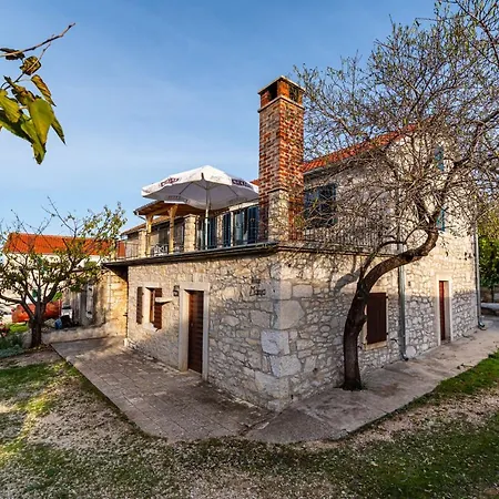 Kuca Marija - Traditionelles Steinhaus Bei Zadar Debeljak